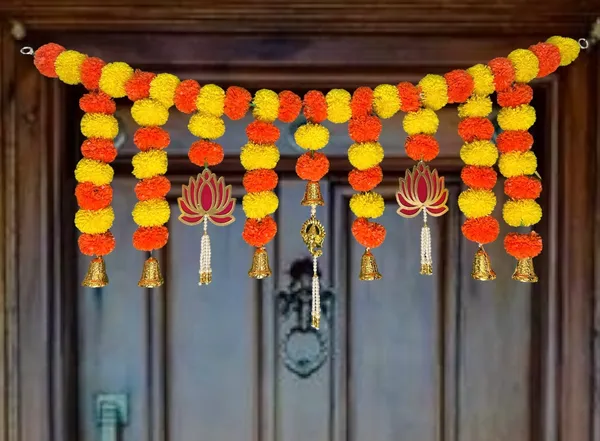 Orange_&_Yellow_Decorative_Handcrafted_Bandanwar