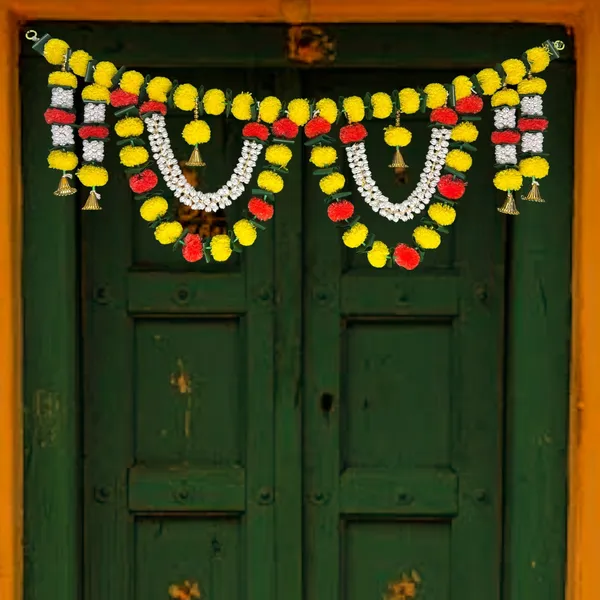 Yellow_&_Red_Decorative_Handcrafted_Bandanwar