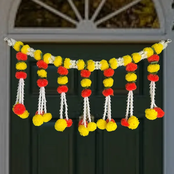 Red_&_Yellow_Decorative_Handcrafted_Bandanwar