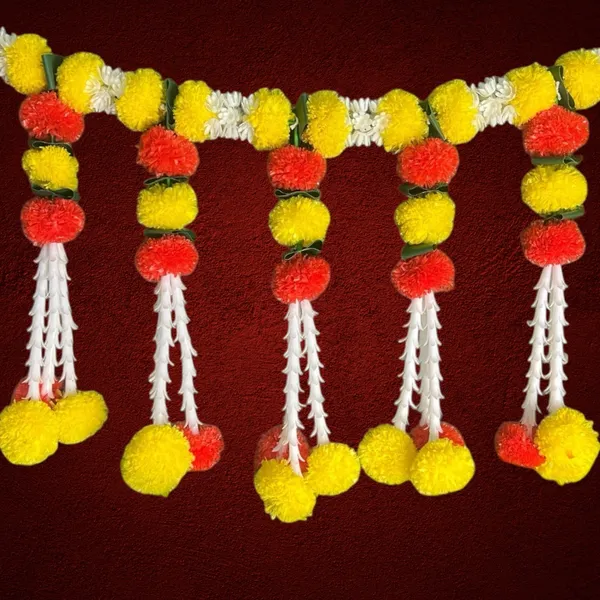 Red_&_Yellow_Decorative_Handcrafted_Bandanwar