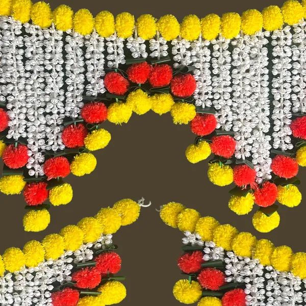 Red_&_Yellow_Decorative_Handcrafted_Bandanwar