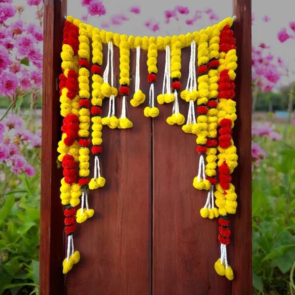 Yellow_&_Red_Decorative_Handcrafted_Bandanwar