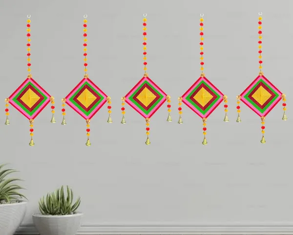 Multicolour_Handmade_Traditional_Design_Woolen_Kites_With_Beads_Pack_Of_4