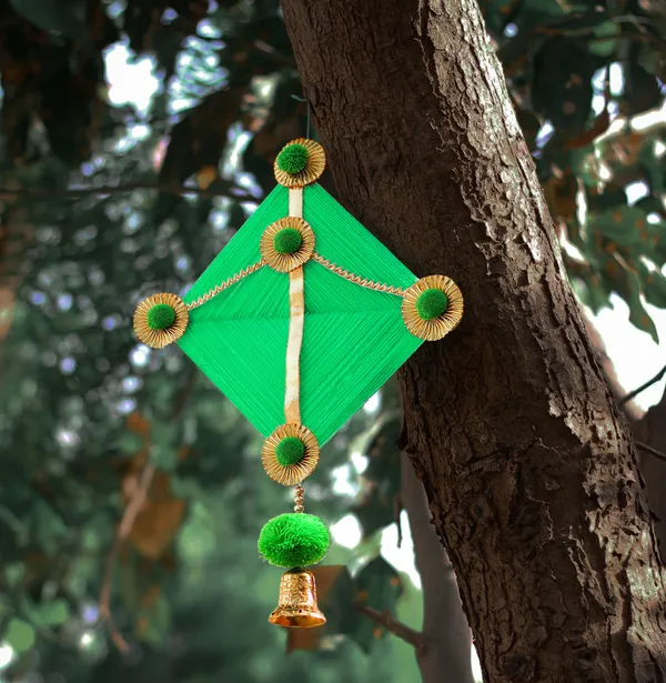 Multicolour_Handmade_Traditional_Design_Woolen_Kites_With_Beads_Pack_Of_5