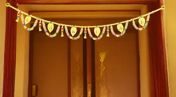Multicolour_Decorative_Handmade_Bead_Door_Toran_With_Golden_Leaves