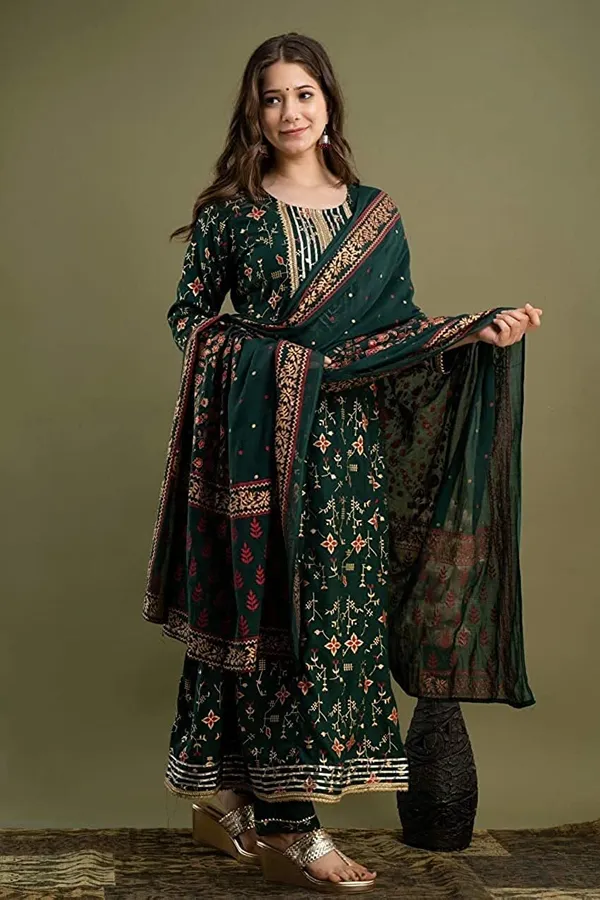 Green_Viscose_Rayon_Embroidered_Kurta_Palazzo_Set_For_Women