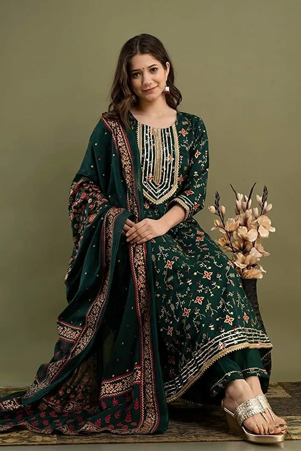 Green_Viscose_Rayon_Embroidered_Kurta_Palazzo_Set_For_Women