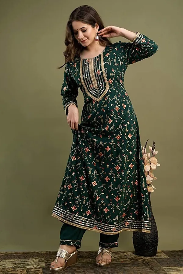 Green_Viscose_Rayon_Embroidered_Kurta_Palazzo_Set_For_Women