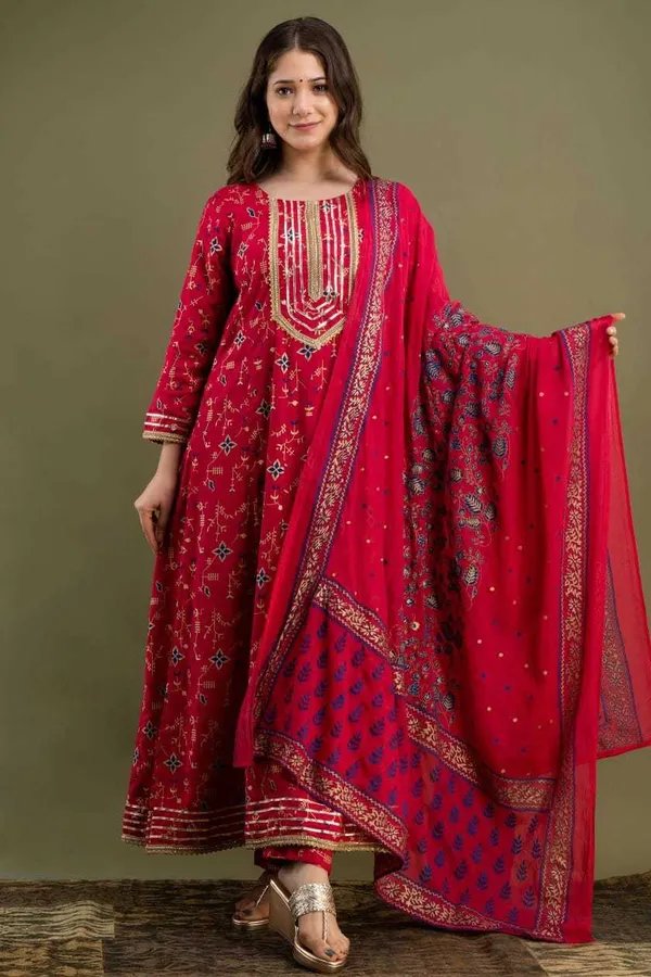 Pink_Viscose_Rayon_Embroidered_Kurta_Sharara_Set_For_Women
