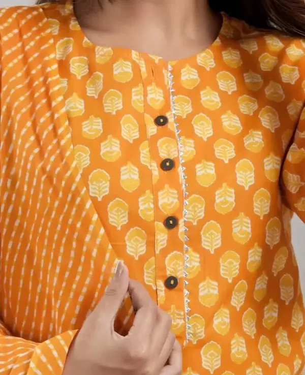 Orange_Cotton_Blend_Printed_Kurta_Pant_Set_For_Women