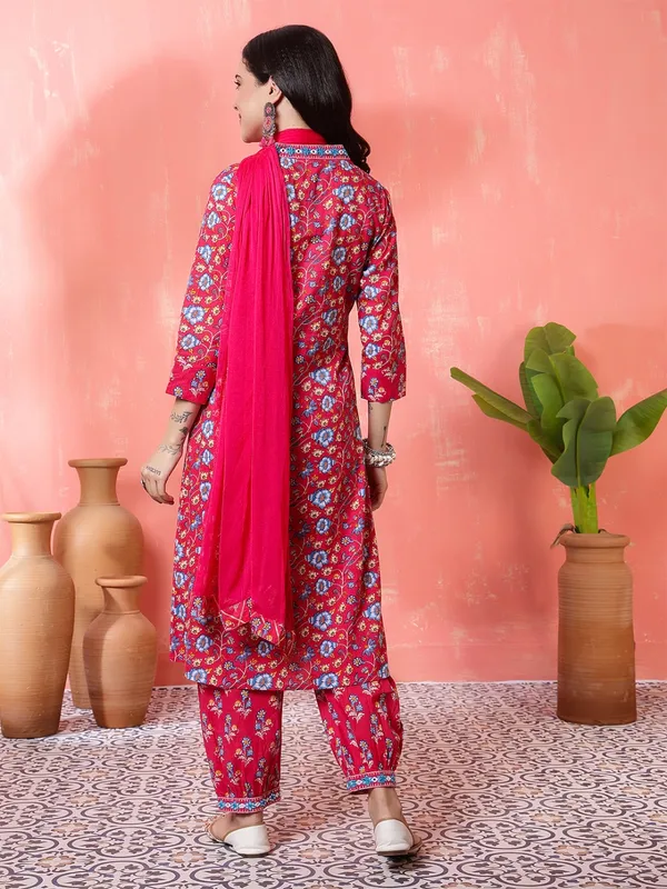 Pink_Embrodary_Cottaon_Kurta_Palazzo_With_Duptta_sets