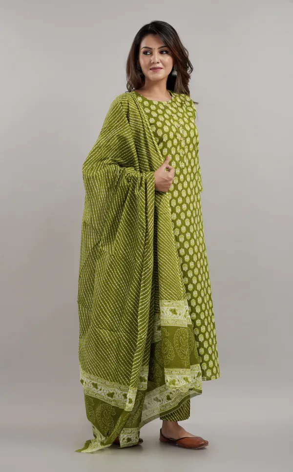 Orange_Cotton_Blend_Printed_Kurta_Pant_Set_For_Women