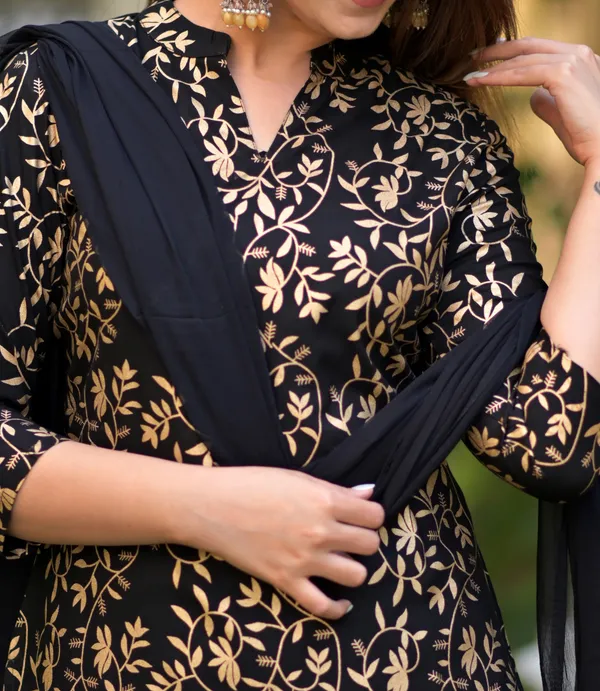 Black_Viscose_Rayon_Printed_Kurta_Sharara_Set_For_Women