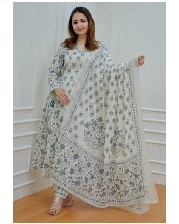 White_Cotton_Blend_Printed_Kurta_Salwar_Set_For_Women