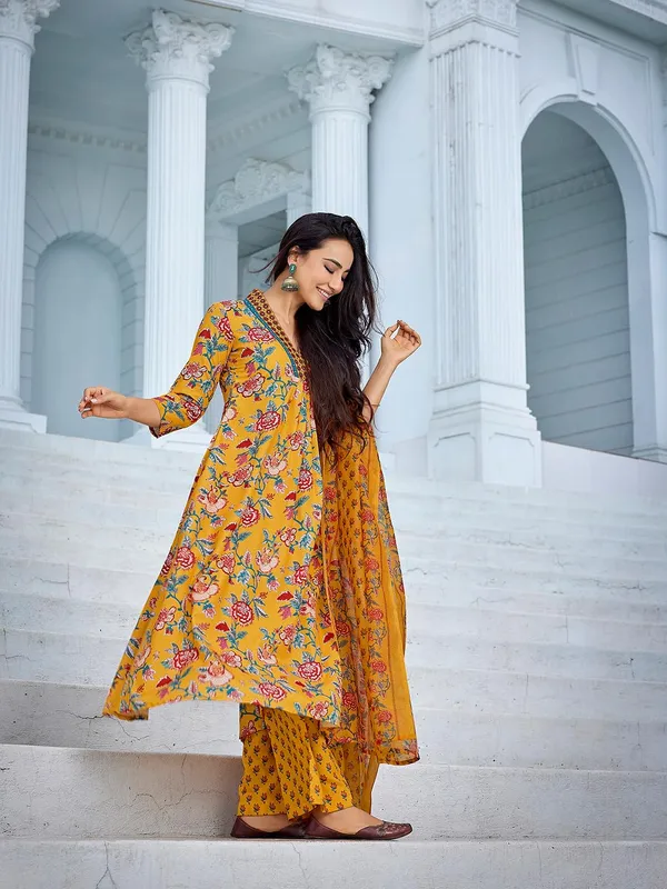 Yellow_Cotton_Kurta_Plazzo_Dupatta_sets