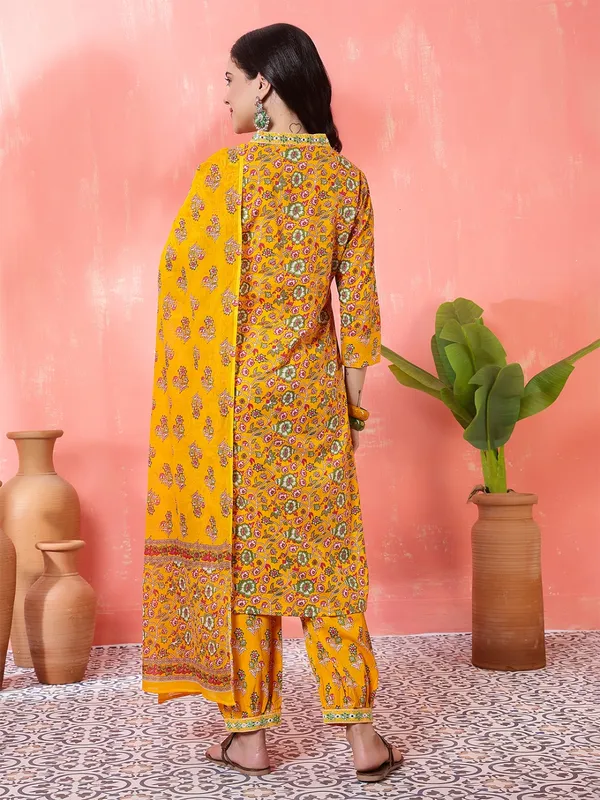 Yellow_Embrodary_Kurta_Plazzo_With_Dupatta_sets