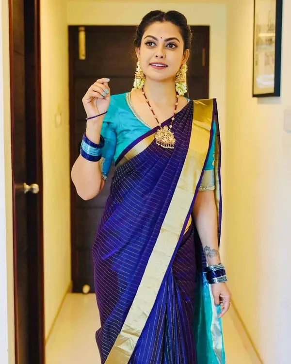 Blue_Litchi_Silk_Golden_Lines_Saree_For_Women