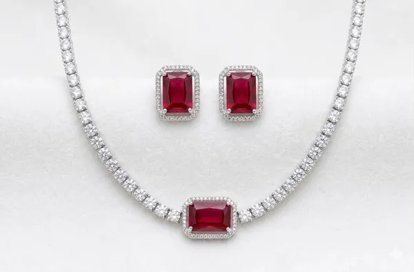 Red_Premium__With_American_Diamond__Choker_Set_For_Women
