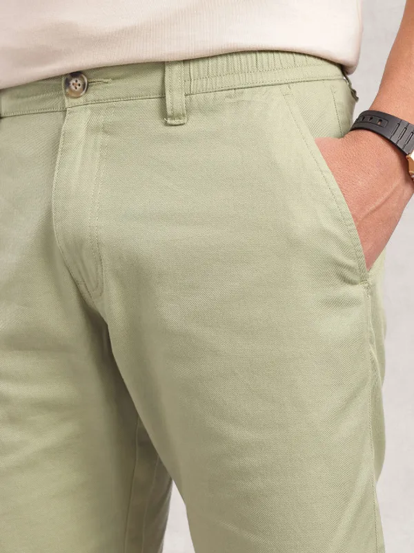 Parrot_Color_Men_Solid_Pure_Cotton_Slim_Fit_Chino_Shorts