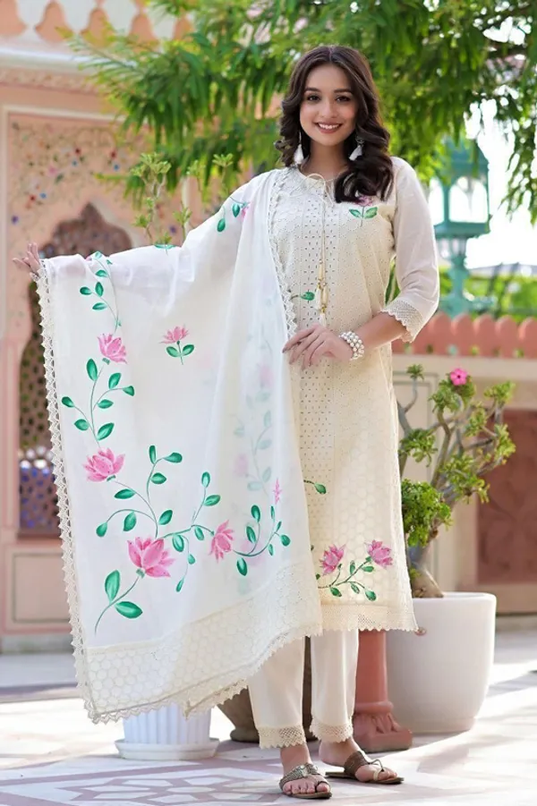 Heavy_Premium_Chicken_Shifli_Cotton_Printed_Kurti_and_Pant_with_Mulmul_Dupatta