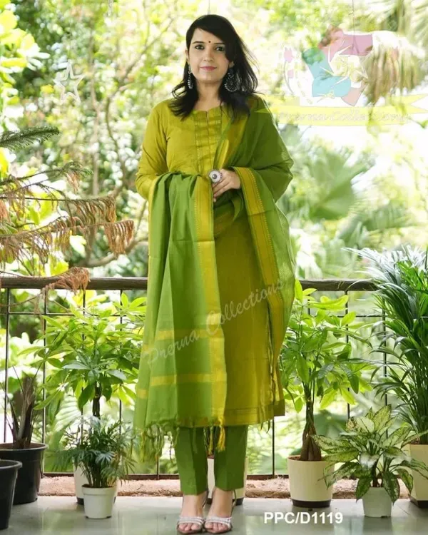 Green_Handloom_South_Cotton_Kurta_And_Pant_With_South_Cotton_Dupatta_Set