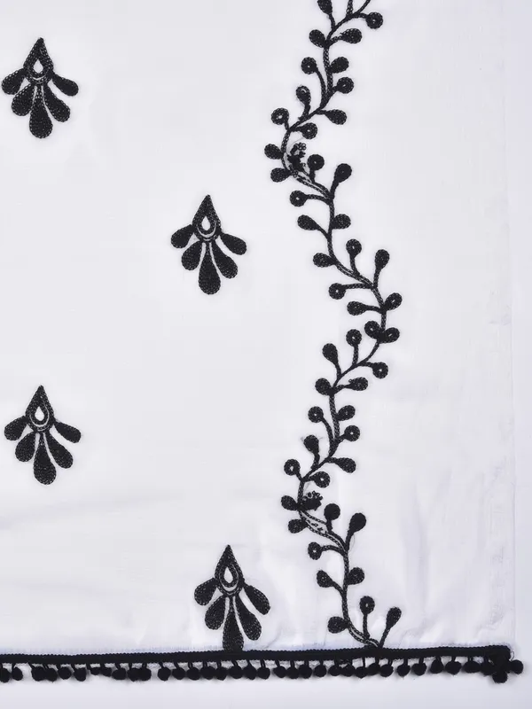 White_And_Black_Chiffon_Embroidered_Dupatta_For_Women