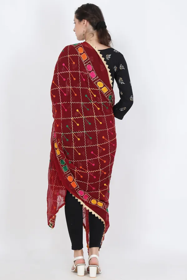 Maroon_Chiffon_Geometric_Print_Dupatta_For_Women