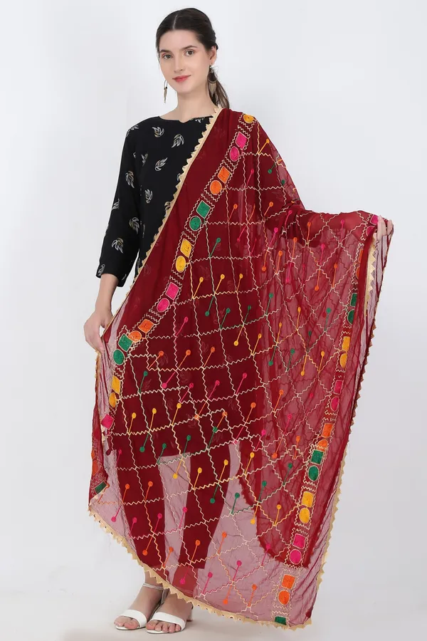 Maroon_Chiffon_Geometric_Print_Dupatta_For_Women