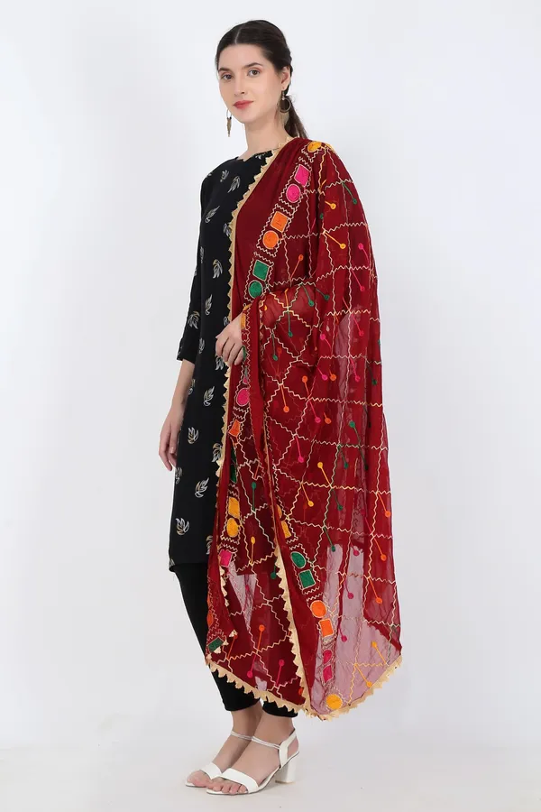 Maroon_Chiffon_Geometric_Print_Dupatta_For_Women