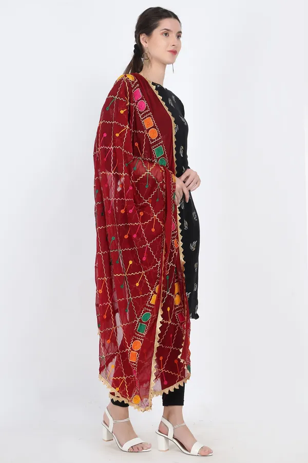 Maroon_Chiffon_Geometric_Print_Dupatta_For_Women