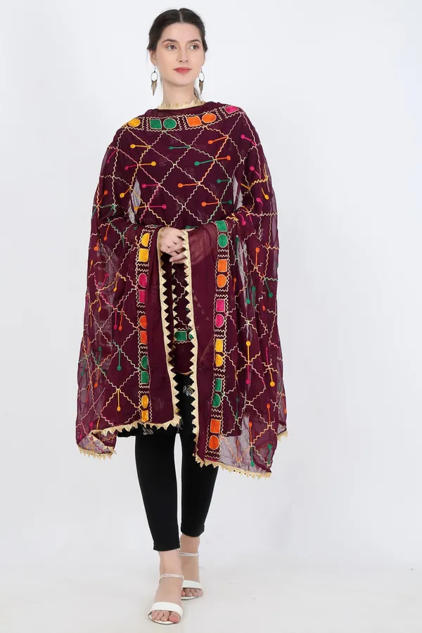 Maroon_Chiffon_Geometric_Print_Dupatta_For_Women