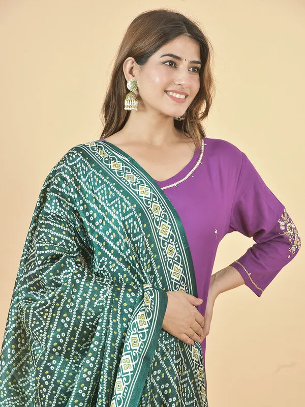 Green_Silk_Blend_Printed_Dupatta_For_Women