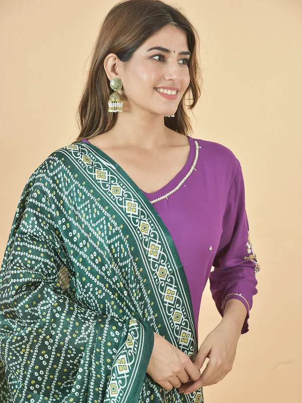 Green_Silk_Blend_Printed_Dupatta_For_Women