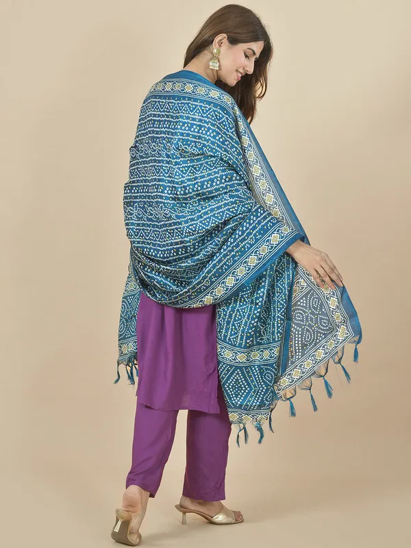 Blue_Silk_Blend_Printed_Dupatta_For_Women