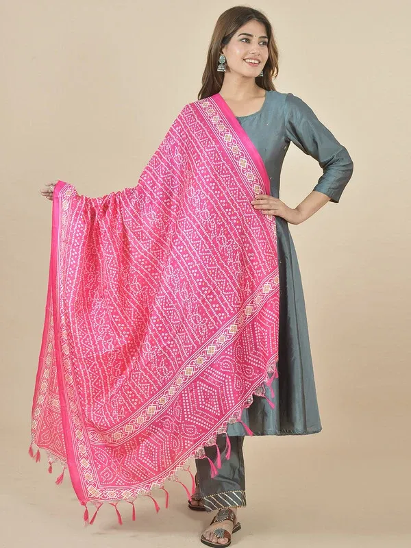 Pink_Silk_Blend_Printed_Dupatta_For_Women