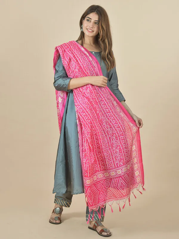 Pink_Silk_Blend_Printed_Dupatta_For_Women