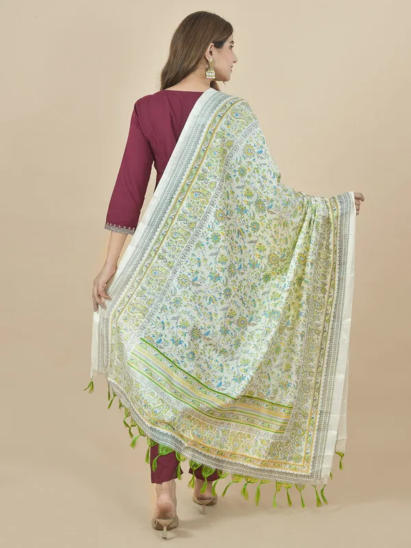 Gold_Silk_Blend_Printed_Dupatta_For_Women