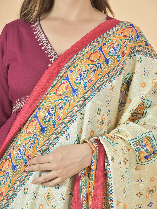 Multicolor_Silk_Blend_Printed_Dupatta_For_Women