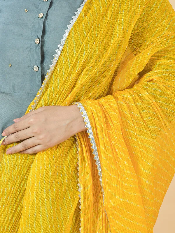 Yellow_Kota_Doria_Striped_Dupatta_For_Women