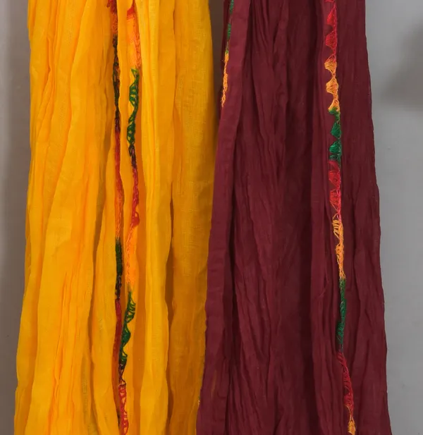 Multicolor_Pure_Cotton_Solid_Dupatta_For_Women_(Pack_Of_2)