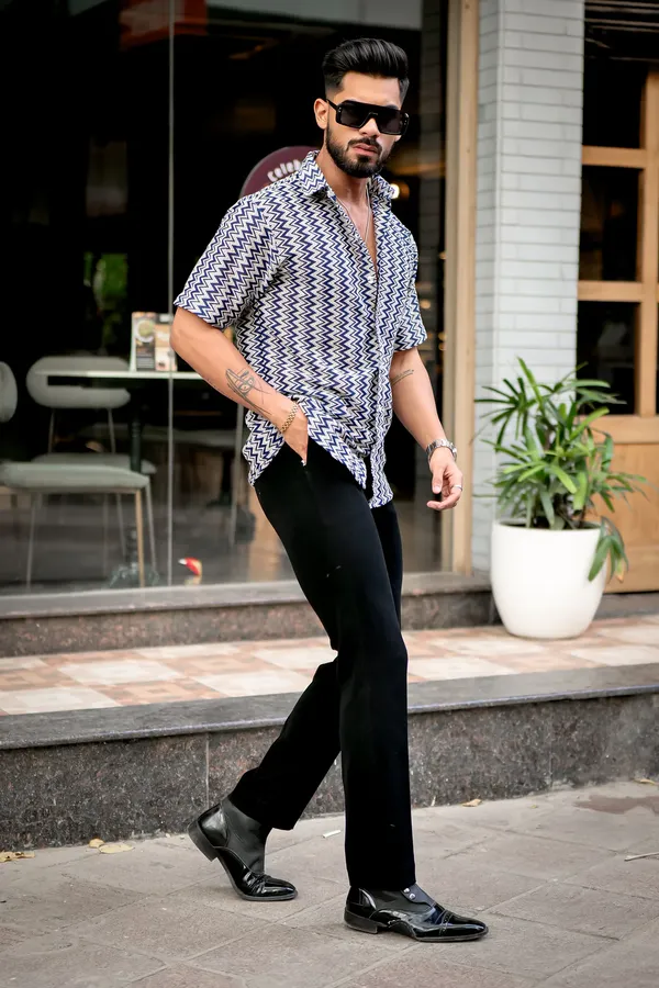 Pack_Of_2_Men's_Lion_Design_Shirt_&_Navy_Zig-Zag_Striped_Crochet_Shirt
