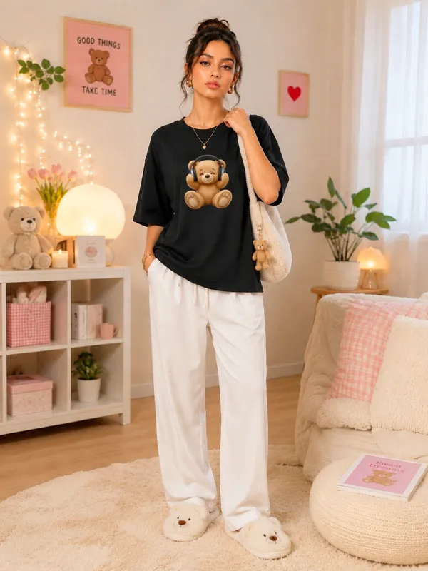 Blacksmith_Black_Bear_Beats_Oversized_Rich_Cotton_Graphic_Print_T-Shirt_for_Women_&_Girls