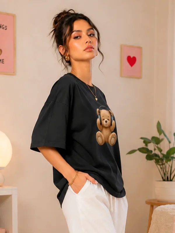 Blacksmith_Black_Bear_Beats_Oversized_Rich_Cotton_Graphic_Print_T-Shirt_for_Women_&_Girls