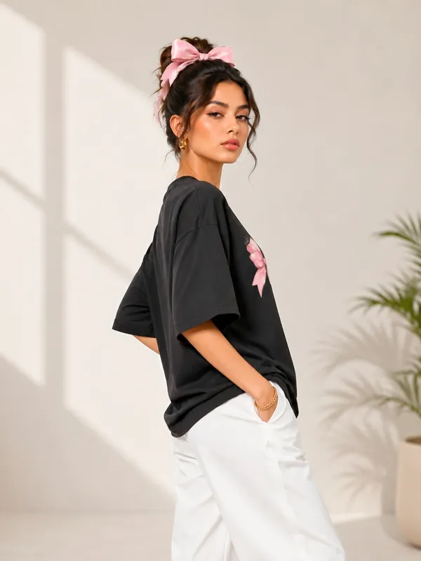 Blacksmith_Black_Princess_Bow_Oversized_Rich_Cotton_Graphic_Print_T-Shirt_for_Women_&_Girls