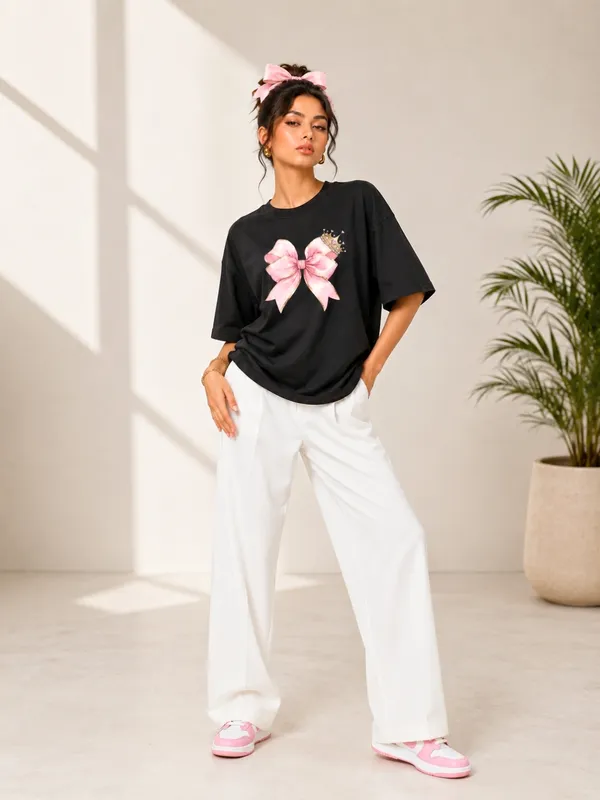 Blacksmith_Black_Princess_Bow_Oversized_Rich_Cotton_Graphic_Print_T-Shirt_for_Women_&_Girls