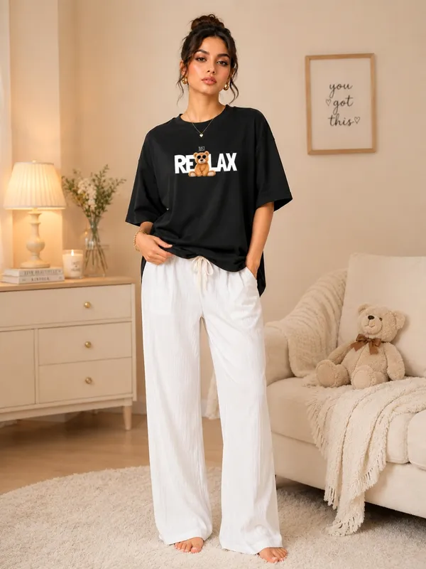 Blacksmith_Black_Relax_Teddy_Oversized_Rich_Cotton_Graphic_Print_T-Shirt_for_Women_&_Girls