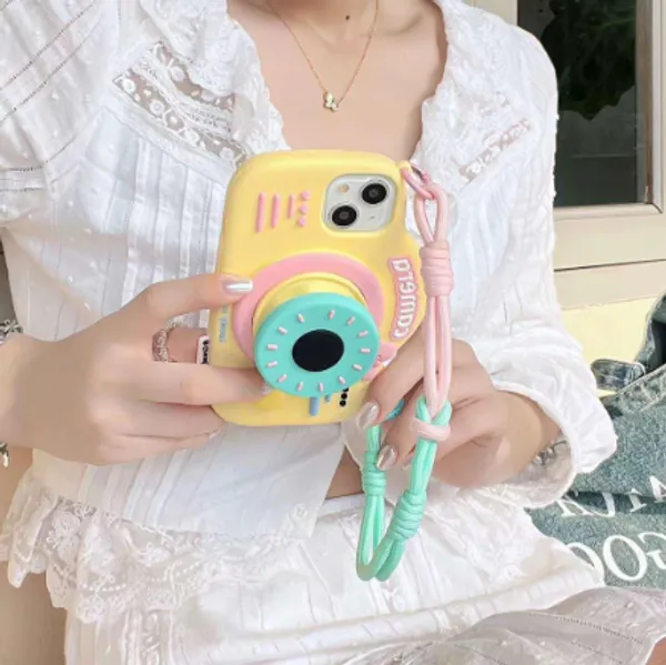 Retro_Camera_Shape_Silicone_Iphone_Case_With_Strap_(1_piece)