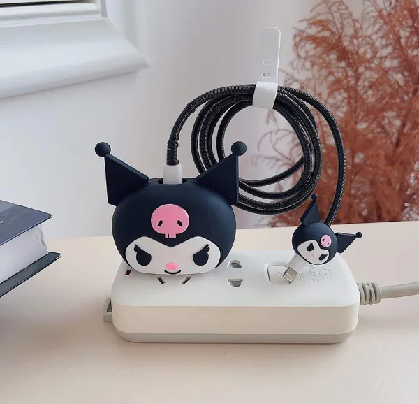 Black_Silicone_Mobile_Charger_Cover