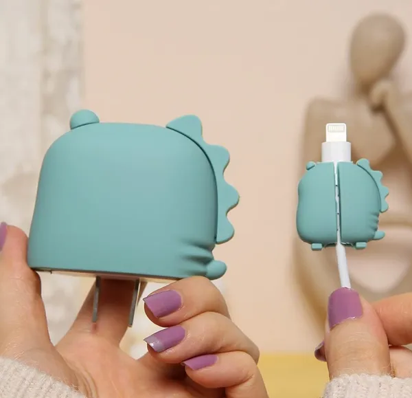 Green_Silicone_Mobile_Charger_Cover