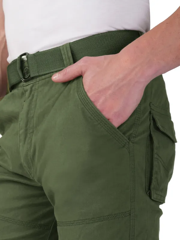 Light_Green_Cotton_Regular_Fit_Cargo_For_Men
